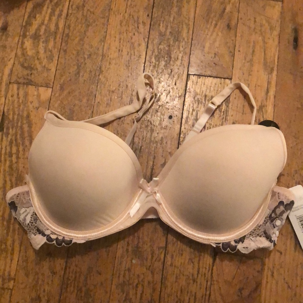 Rene Rofe bra